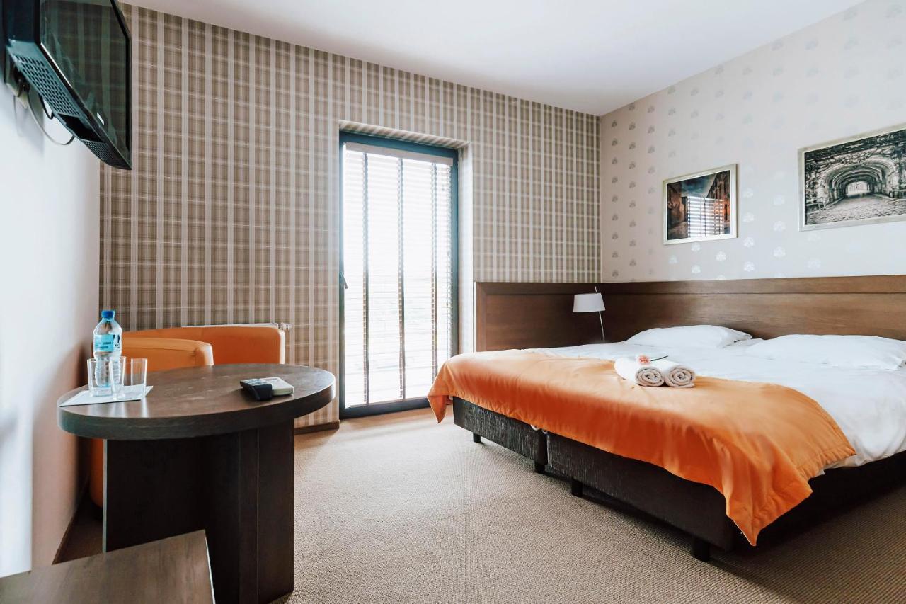 Hotel Willanova ลูบลิน ภายนอก รูปภาพ
