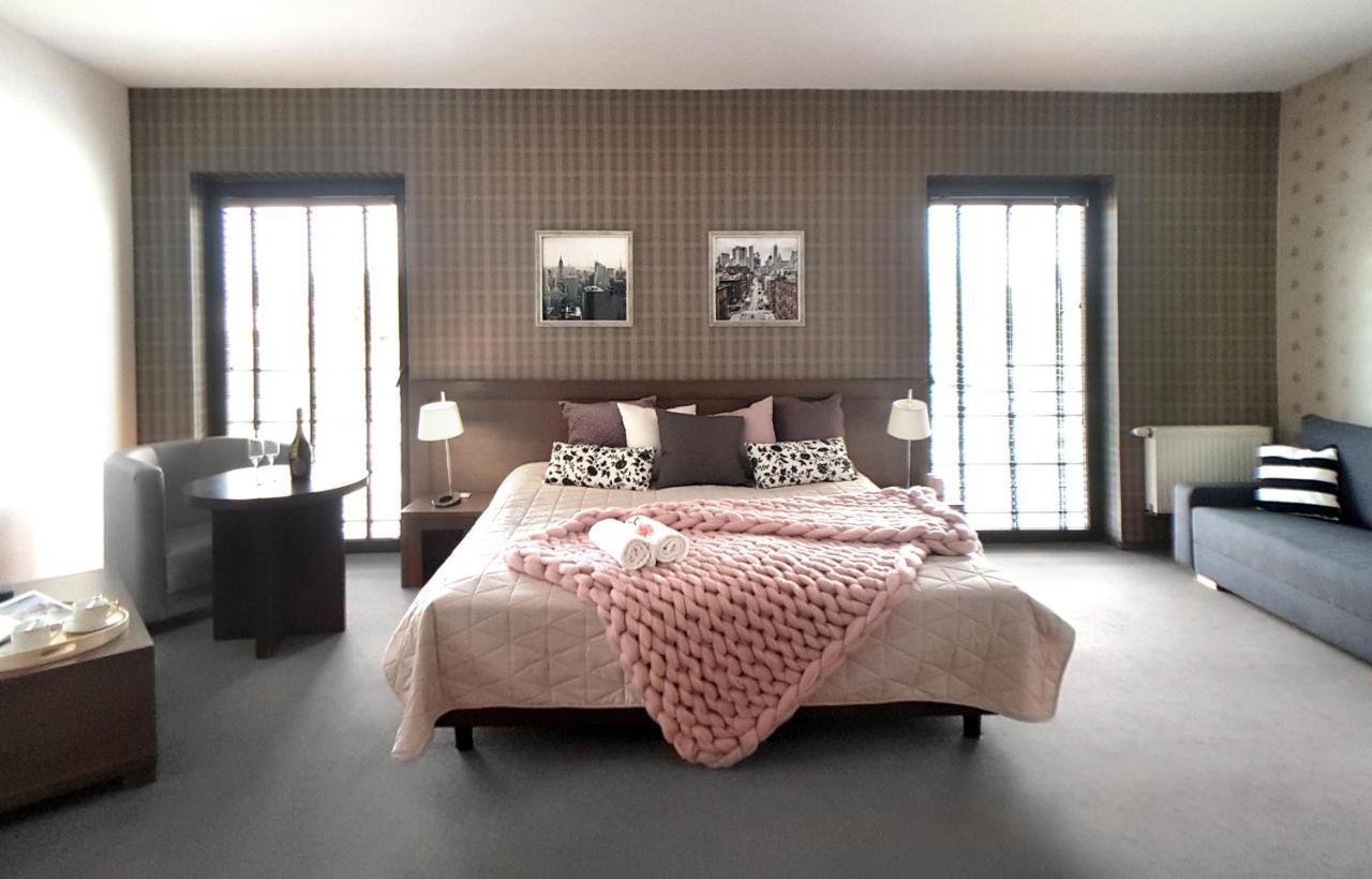 Hotel Willanova ลูบลิน ภายนอก รูปภาพ
