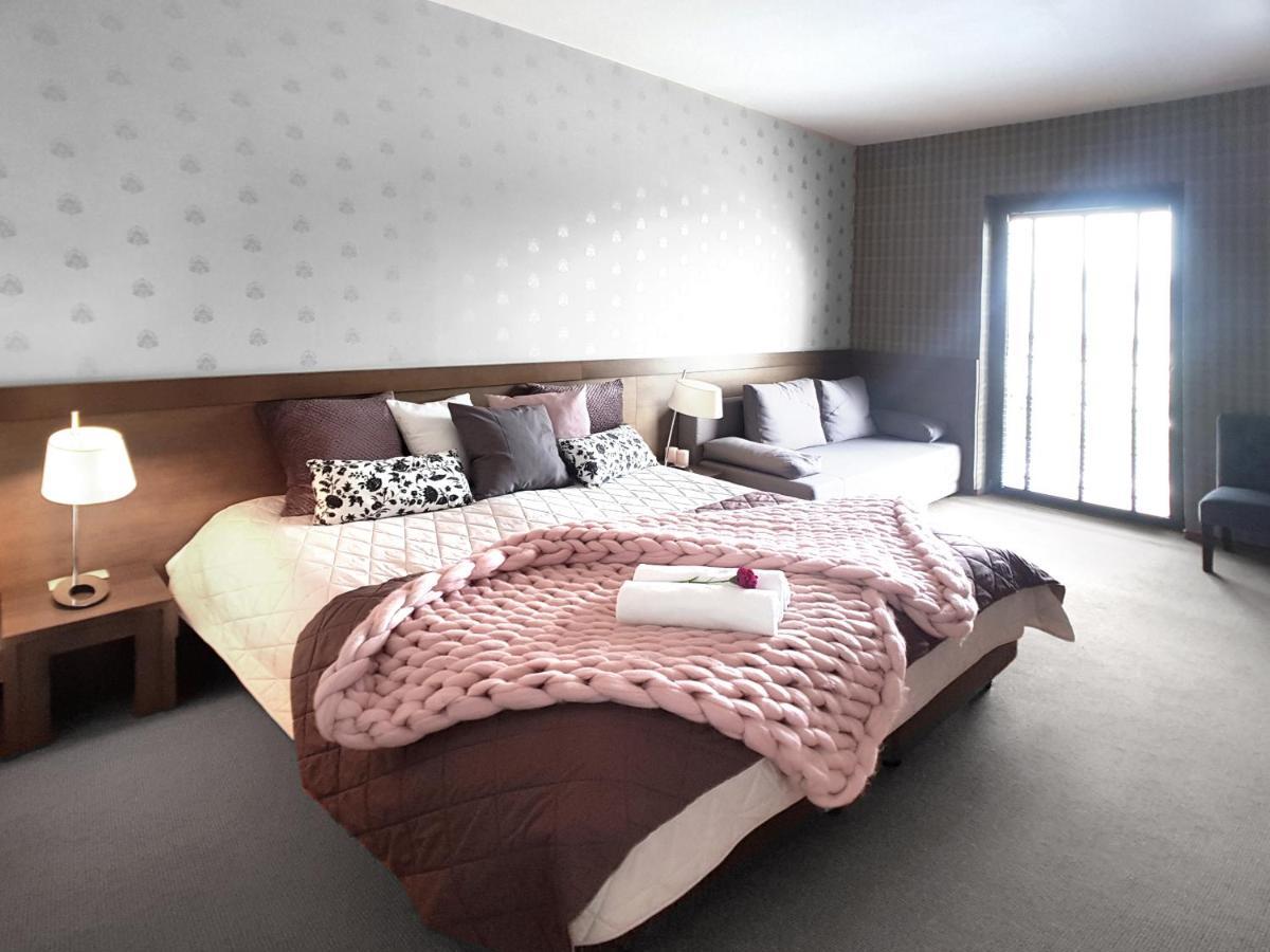 Hotel Willanova ลูบลิน ภายนอก รูปภาพ